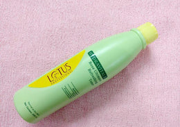 Lotus Hydravitals Rose Ultimate Refreshing Toner - Normal to Dry skin-250ml